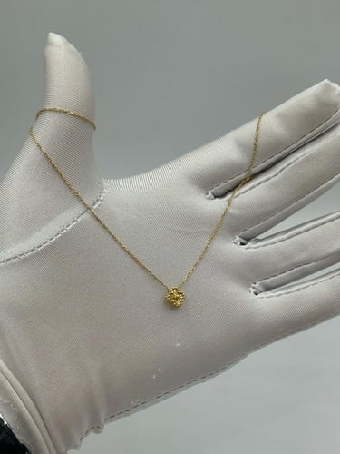 Necklaces 18K
