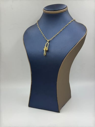 سلسال وتعليقة تصميم عالمي ذهب عيار 18