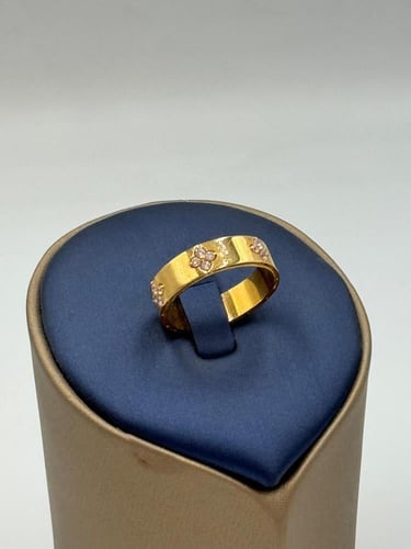 خاتم روبرتو كوين ذهب عيار 21