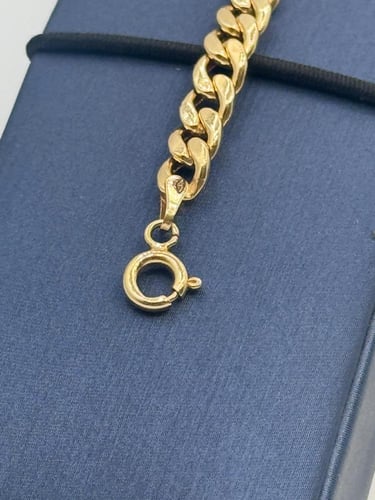 اسوارة ذهب عيار 18