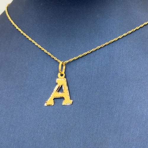 sعقد ذهب عيار 18