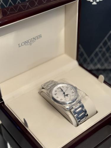 ساعة لونجينيس