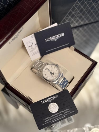 ساعة لونجينيس