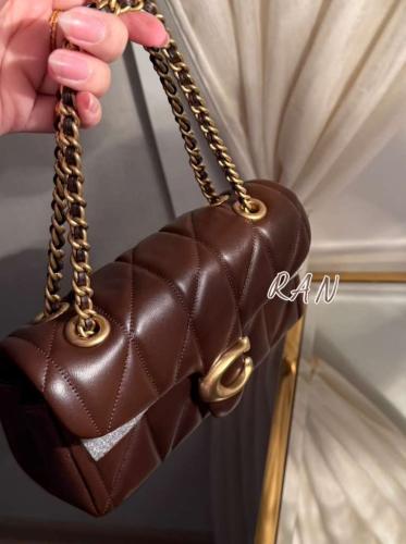 Tabby Shoulder Bag 20