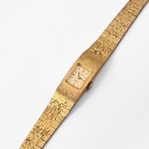 1970s Mini Gold Vintage Watch