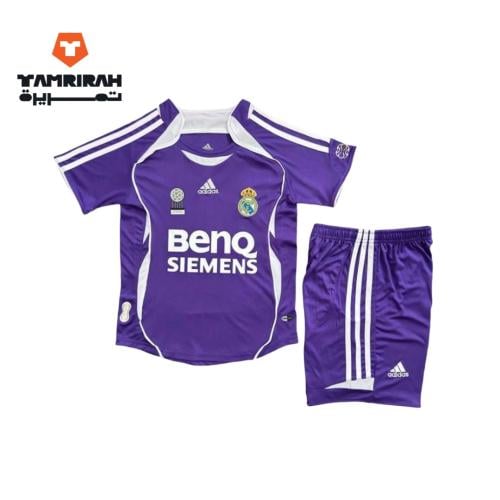 طقم ريال مدريد 2007 بنفسجي للأطفال - تي شيرت وشورت