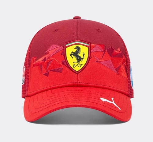 كاب سكوديريا فيراري F1 احمر