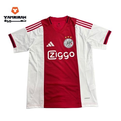 تيشيرت أياكس الأساسي 2026 بتصميم أحمر وأبيض