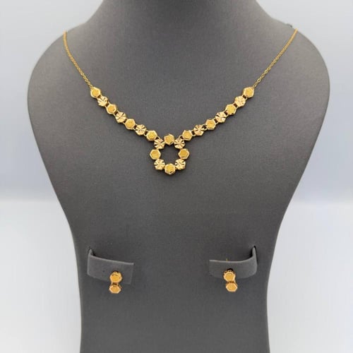 طقم ذهب عيار 21