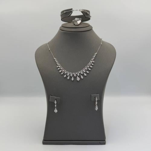 طقم ذهب سوبر إيطالي عيار 18