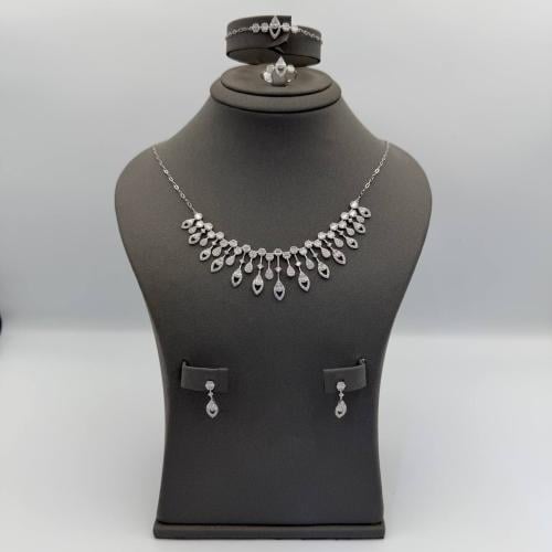 طقم ذهب سوبر إيطالي عيار 18