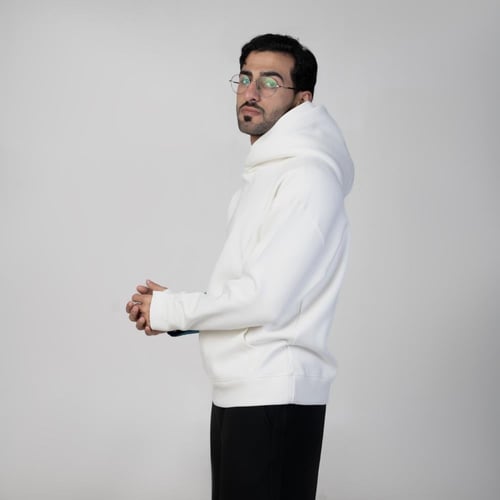 هودي ابيض سادة تطريز كامل الكم الايمن انمي شخصية س...