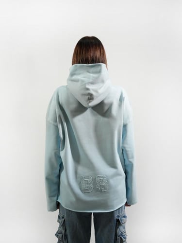 هودي بتطريز مميز أمامي وخلفي - ازرق سماوي