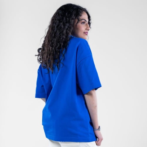 تيشيرت أوفرسايز بطبعه أماميه مميزة - ازرق