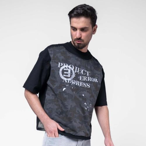 تيشيرت مموه بكتابه اماميه وسادة من الخلف - رمادي ج...