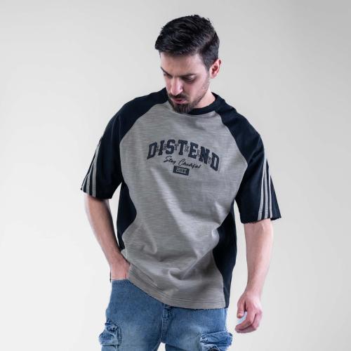 تيشيرت اوفر سايز بكتابه امامية DISTEND رياضى - زيت...