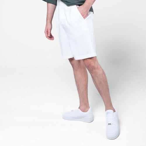 شورت كاجول بتصميم بسيط وعملى - أبيض