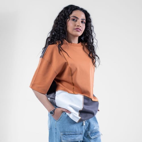 تيشيرت اوفرسايز كاجوال باللوان اماميه متعدده أكمام...