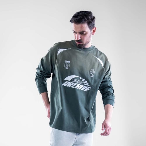 تيشيرت كم طويل مغسول بطبعه مميزه - اخضر