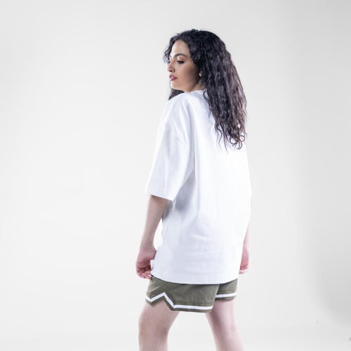 تي شيرت أوفر سايز ساده أنيق وعصري - ابيض