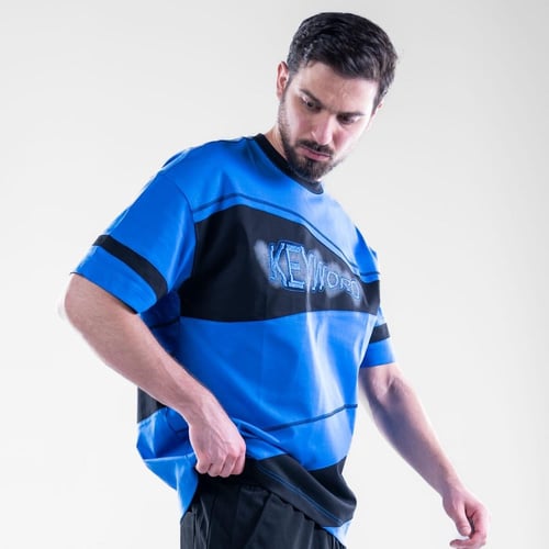 تيشرت شبابي بستايل كاجوال وطبعة KEYWORD - ازرق