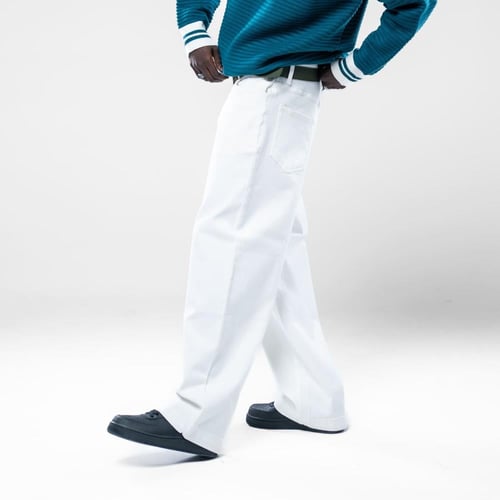 بنطلون جينز أوفرسايز بقصة ساق مستقيمة وخصر مرن لرا...