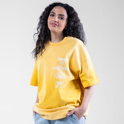 تيشيرت شبابي بألوان صيفية - اصفر