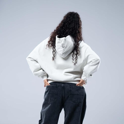 هودي أوفرسايز بقصة عريضة وخياطة خارجية وحافة مطاطي...