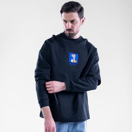 تيشيرت كم طويل بطبعه وتطريز بارز امامى وخلفى - اسو...