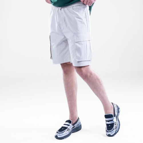 شورت برشوت كارجوا بتصميم واسع وجيوب متعددة باللون...