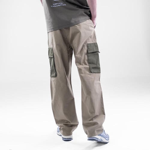 بنطلون باراشوت كارجو متعدد الألوان - بني