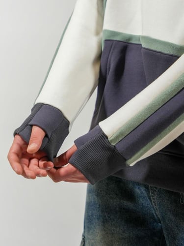 هودي بخطوط مميزة ملونة - ابيض - رصاصي