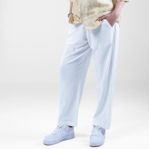 بنطلون قطن ساده اوفر سايز بجيوب جانبيه بتصميم بسيط...