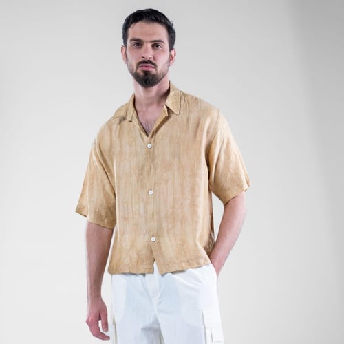 قميص صيفي بوليستر قصة كورية - بيج فاتح