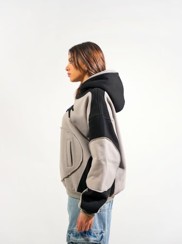 هودي بلونين مع طبعه اماميه - رمادي فاتح