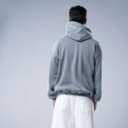 هودي أوفرسايز بقبعة وتطريز حروف كبيرة وستايل مغسول...