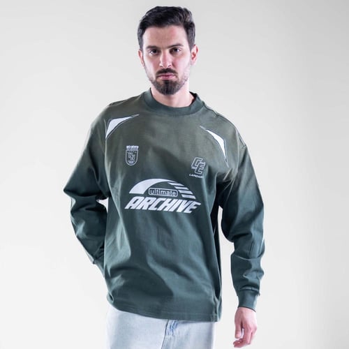 تيشيرت كم طويل مغسول بطبعه مميزه - اخضر