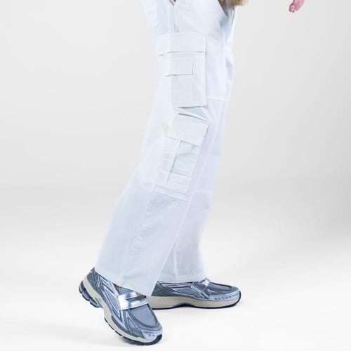 بنطلون أوفر سايز باراشوت بجيوب جانبيه وجيوب مربعه...