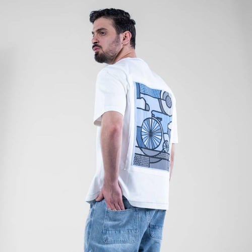 تيشيرت اوفرسايز خامه طبيه بطبعه خلفيه كبيرة - ابيض