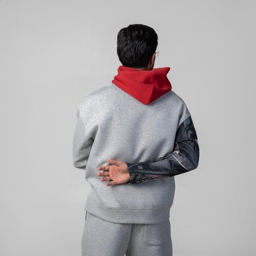 هودي سادة اوفر سايز تطريز الكم الايمن انمى الجوكر...