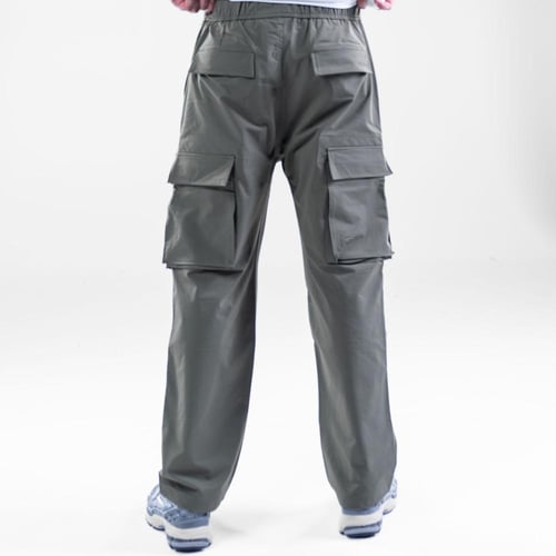 بنطلون قطن كارجو بتصميم متقن وقصة واسعه - زيتي