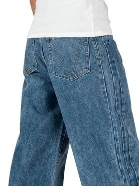 بنطلون جينز أوفرسايز بقصة مستقيمة وخياطة جانبية –...