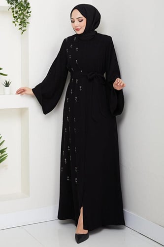 فستان فيراس أسود مزين بالزهور