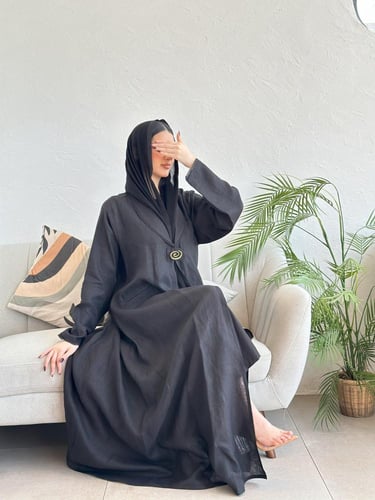 عباية رسمية بليزر لينن أسود | تقفيلة أنيقة