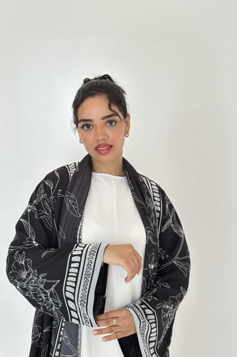 عباية شيفون طباعة اسود