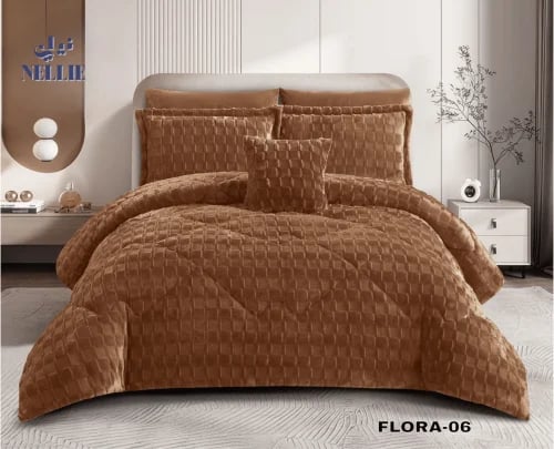 Flora Royal Fur double bedspread | Flora Royal Fur...