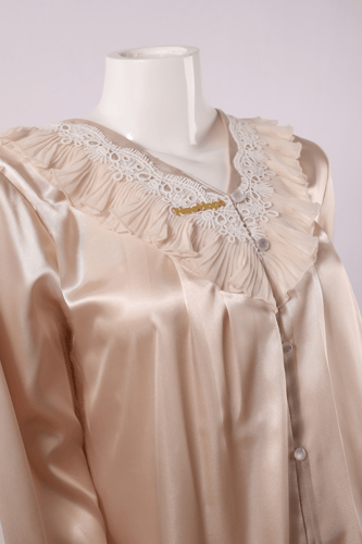 بجامة 3 قطع مع روب شيفون كويتي بيج