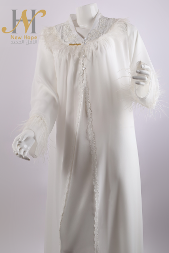 قميص مع طبقة شيفون والريش سكري كويتي