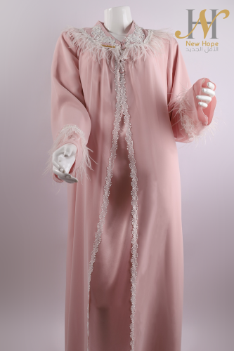 قميص مع طبقة شيفون والريش وردي كويتي