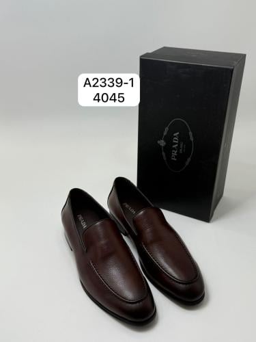 حذاء كاجوال برادا